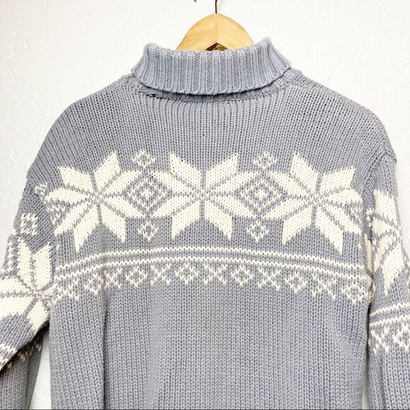 Eddie Bauer turtleneck sweater snowflake periwinkle S petite - Picture 5 of 5